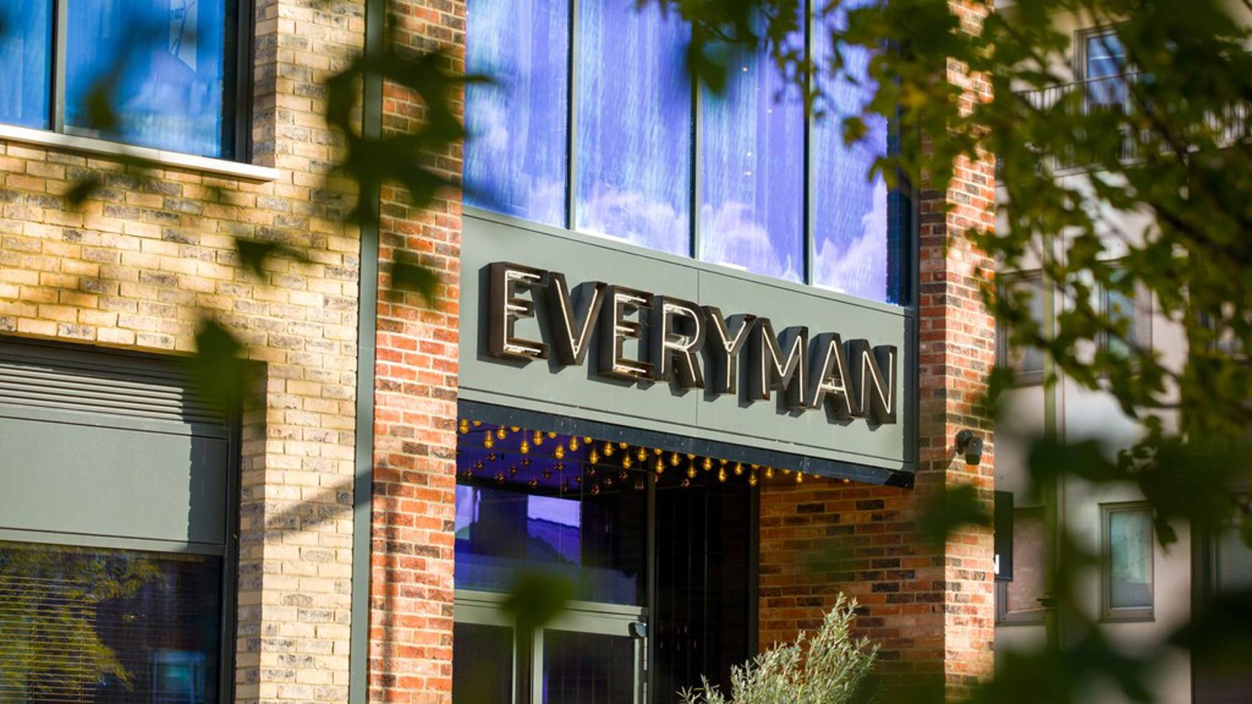 Local area photography for homes for sale in Egham