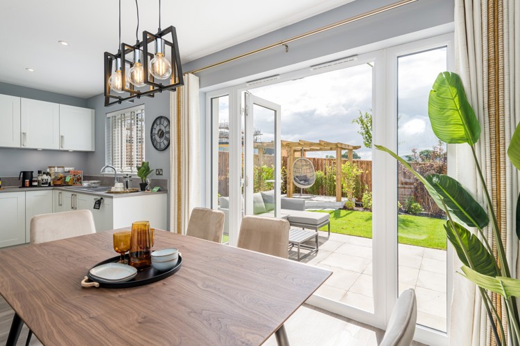 Vb2250586 20230626 Cala Homes West Craigs Barrie Kitchen Dining 003 1600X1067