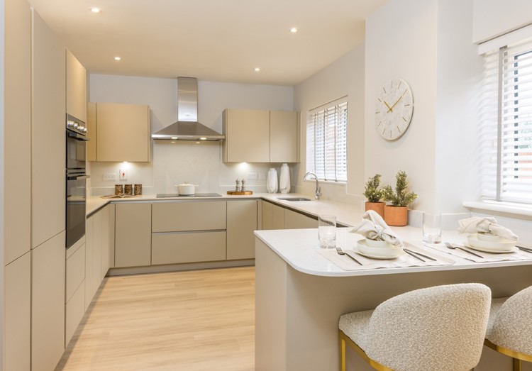 Houses for sale in Finchampstead, Wokingham