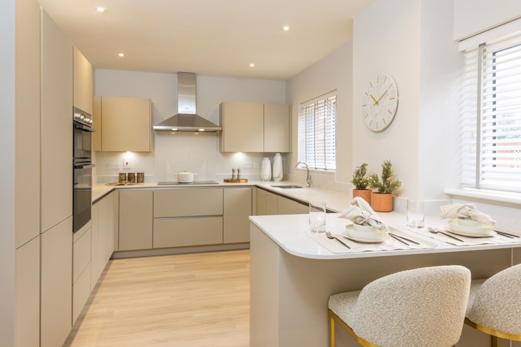 Houses for sale in Finchampstead, Wokingham