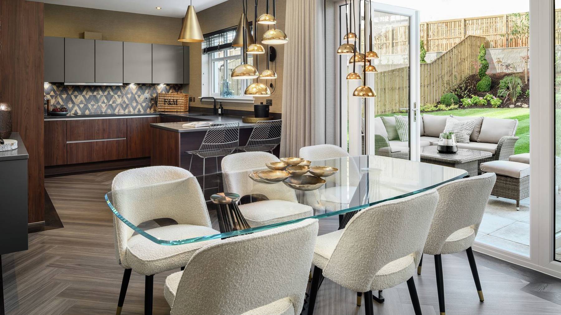 Vb1913288 CALA Cults Fraiarsfield West Kennedy Dinning To Kitchen Zacandzac