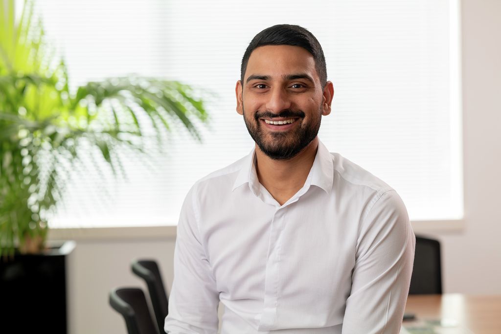 Vb2276523 9171 80 Land Team August 2023 Safir Akram