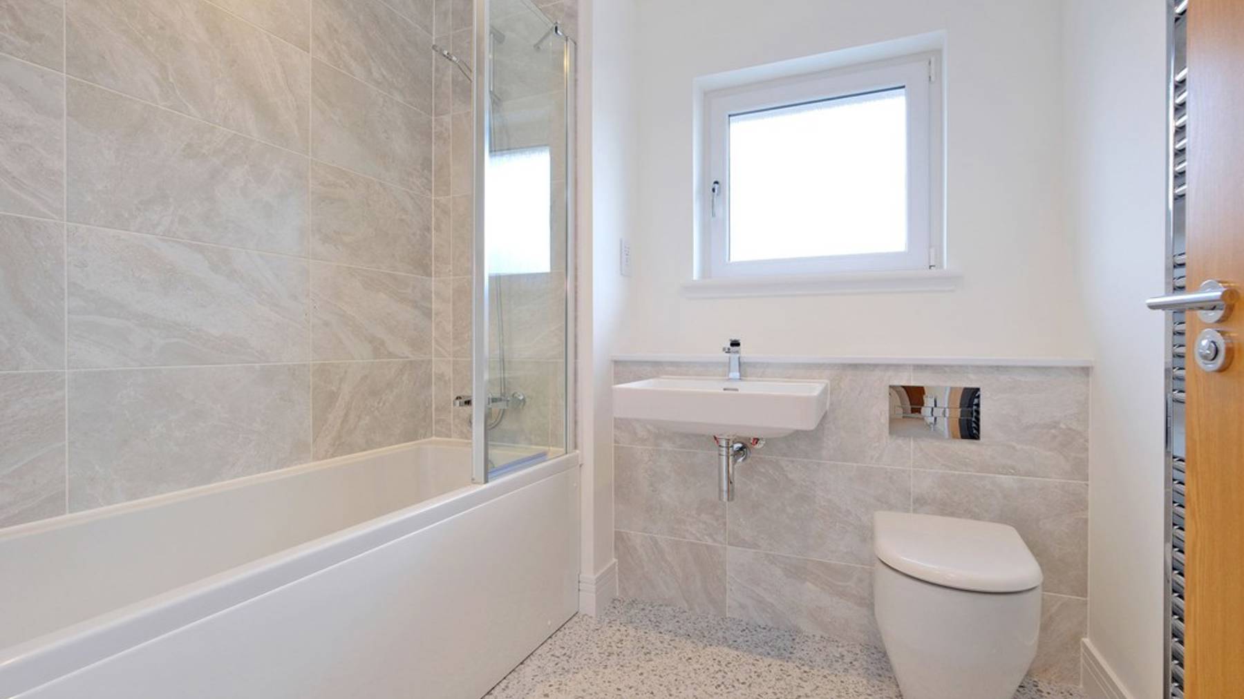 Plot 179_southbank_bathroom