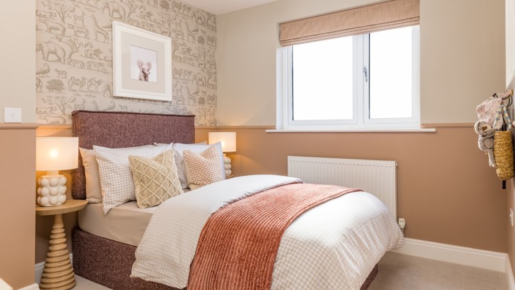 Bedroom of house for sale in Winchester