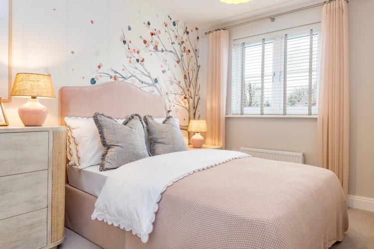 Houses for sale in Finchampstead, Wokingham