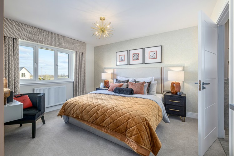 5 bedroom showhome | second bedroom with en suite and built-in storage