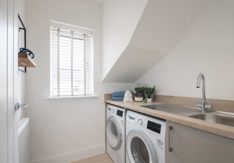 The Orpine Custom 2, Samuel Gardens Utility