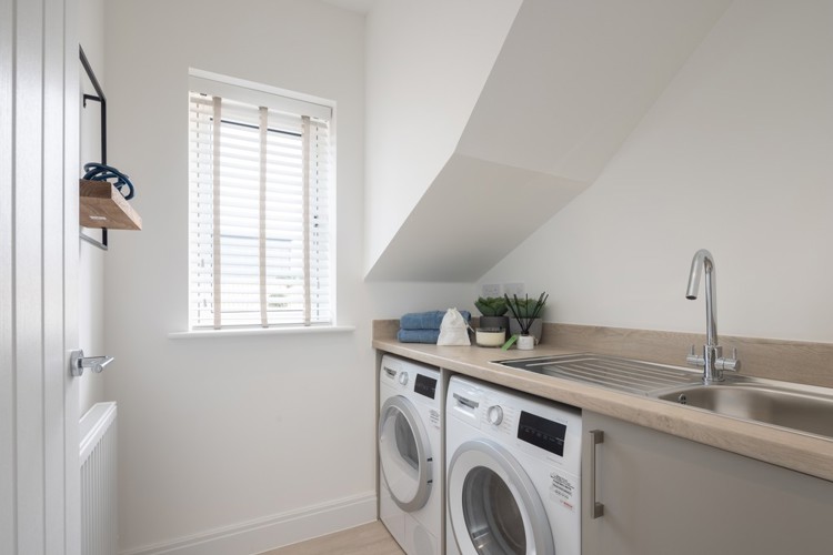 The Orpine Custom 2, Samuel Gardens Utility