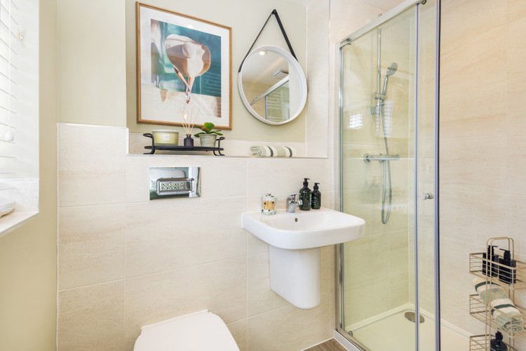 The Fir Bed1 Ensuite Wivenhoe Gardens, Essex