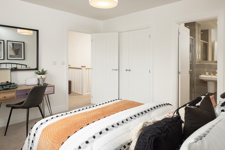 The Whitebeam, Samuel Gardens, Bedroom