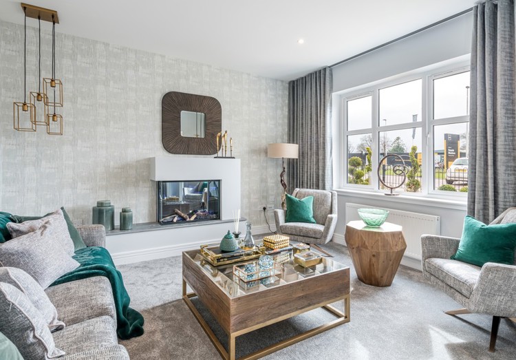 5 bedroom home for sale | light-filled lounge to the front of the home