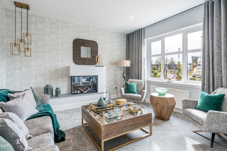 5 bedroom home for sale | light-filled lounge to the front of the home