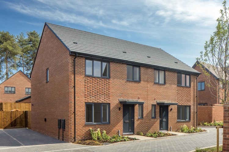 External image of houses for sale in Crowthorne