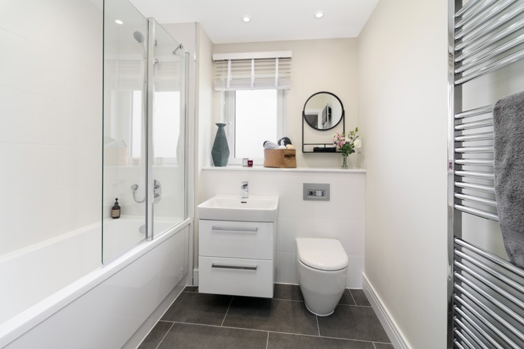 Vb1692459 Print Plot 1 Family Bathroom Zacandzac 3200X2133