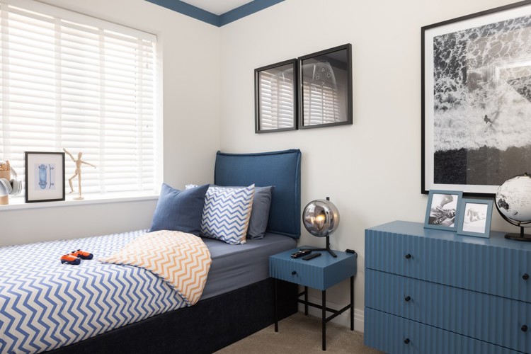 The Orpine Custom 3, Samuel Gardens Bedroom