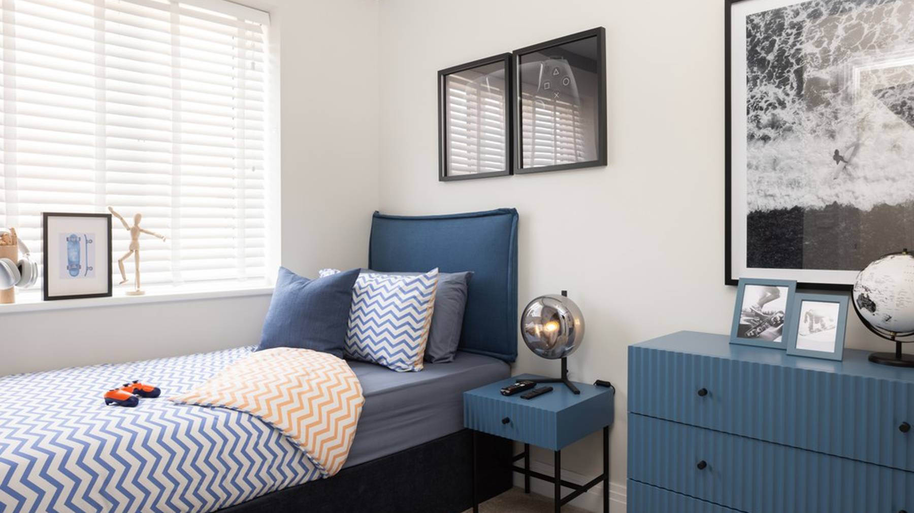 The Orpine Custom 3, Samuel Gardens Bedroom