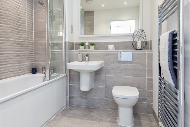 The Guelder Apartments Bathroom Ingatestone Grove