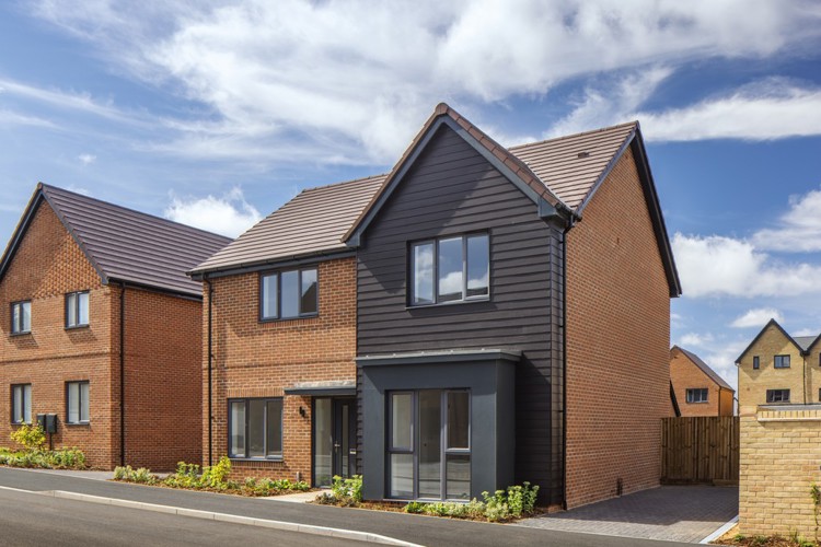 External image of houses for sale in Crowthorne