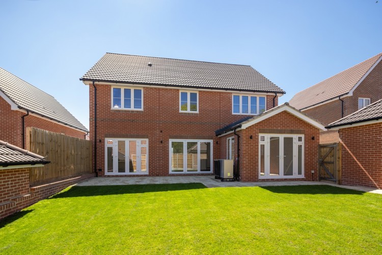 5 bedroom houses for sale newbury