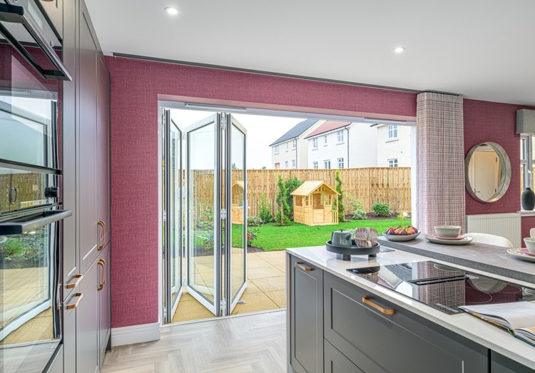 Vb5594925 20251112 Cala Homes Aurs Meadows Darroch Kitchen Family Dining 006 1600X1067