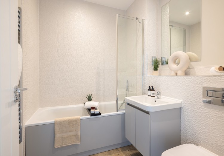 Harlton Bathroom Netherhall Gardens