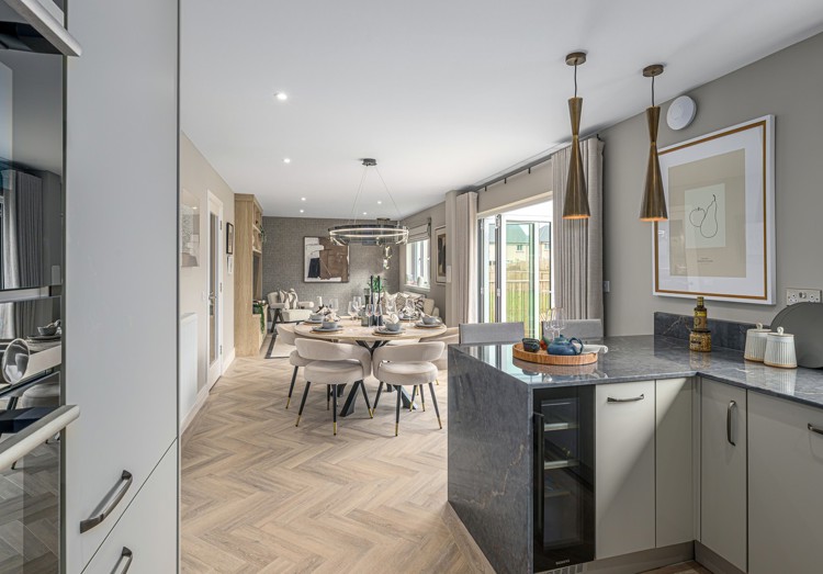 The Elliot | Kitchen Family Dining