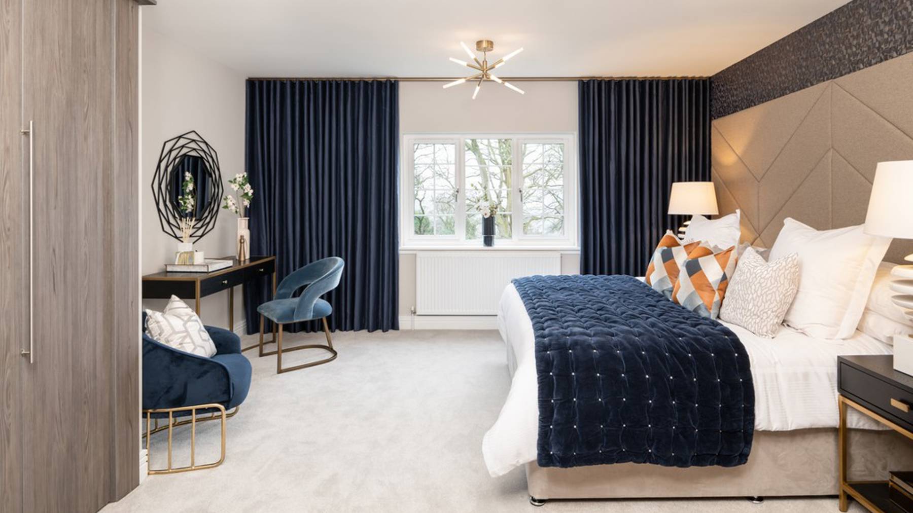 Netherhall Gardens The Huntingdon Bedroom1