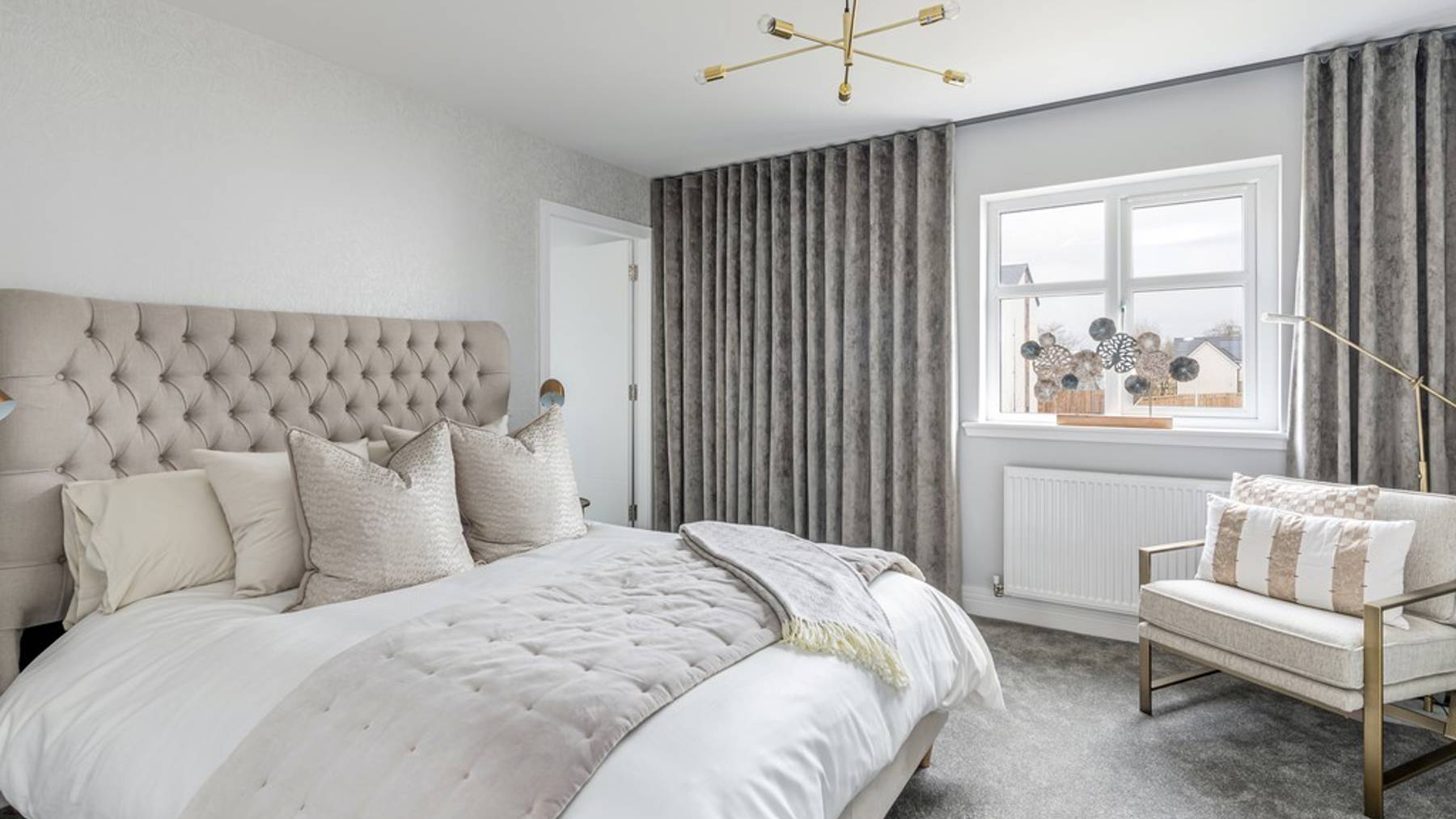 5 bedroom home for sale | impressive bedroom 2 with en-suite and fitted wardrobes 