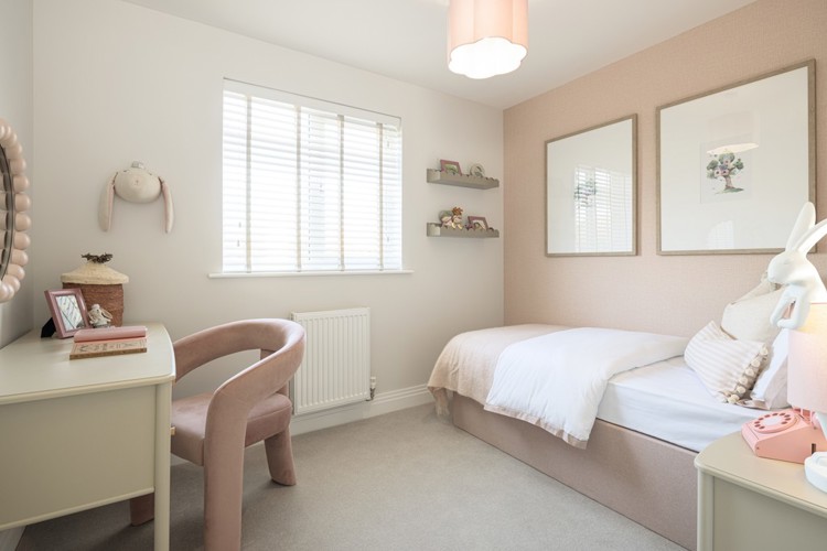 The laurel bedroom 