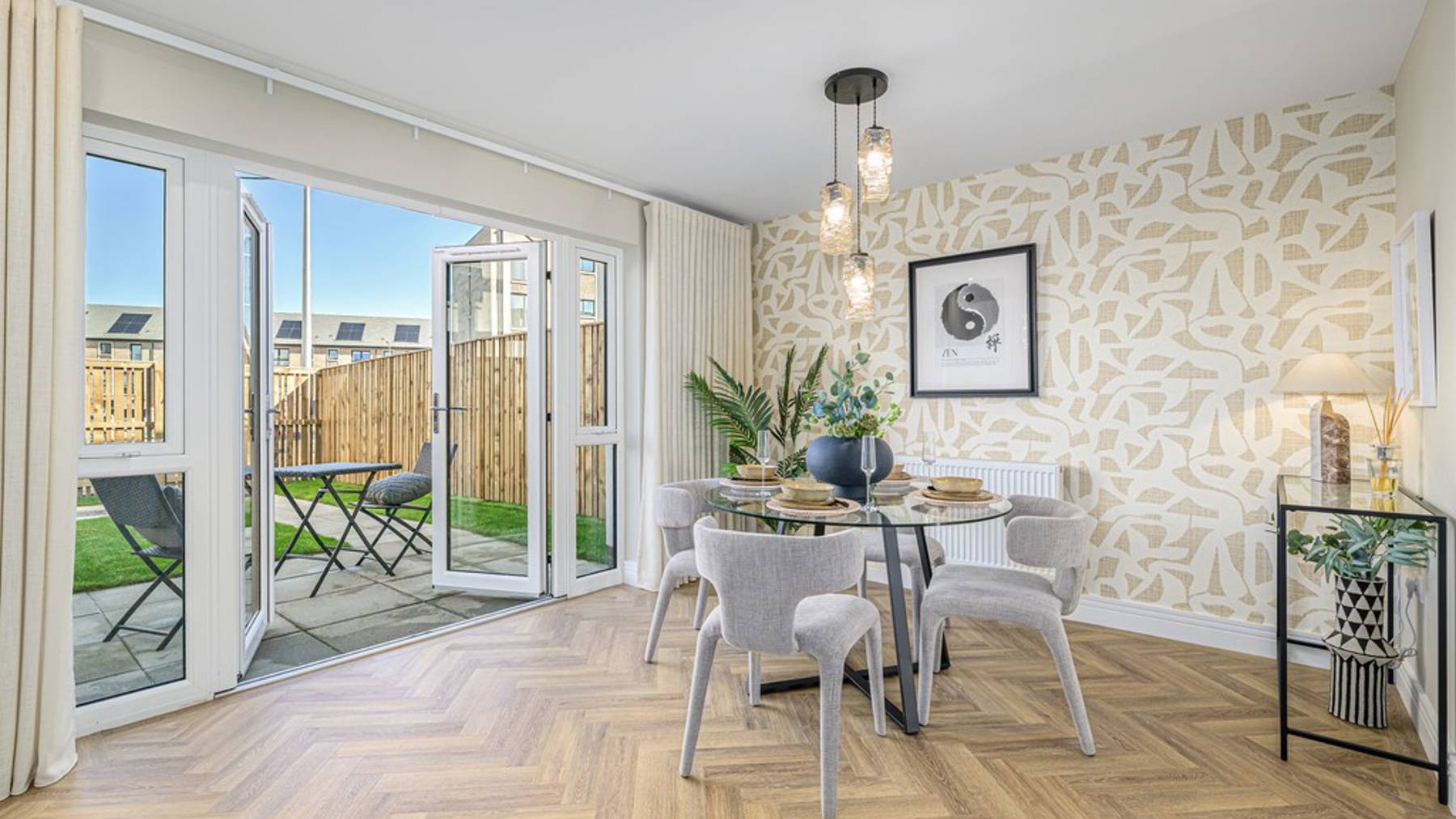 4 bedroom townhouse for sale | dining area with bi-fold doors to the rear garden and patio