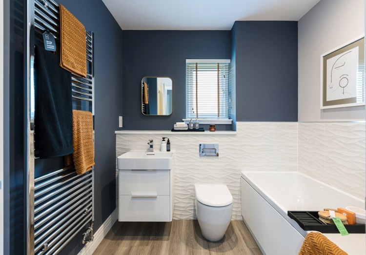 4 bedroom showhome | Generous bathroom sizes