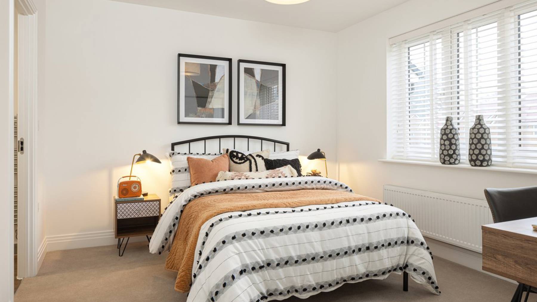 The Whitebeam, Samuel Gardens, Bedroom