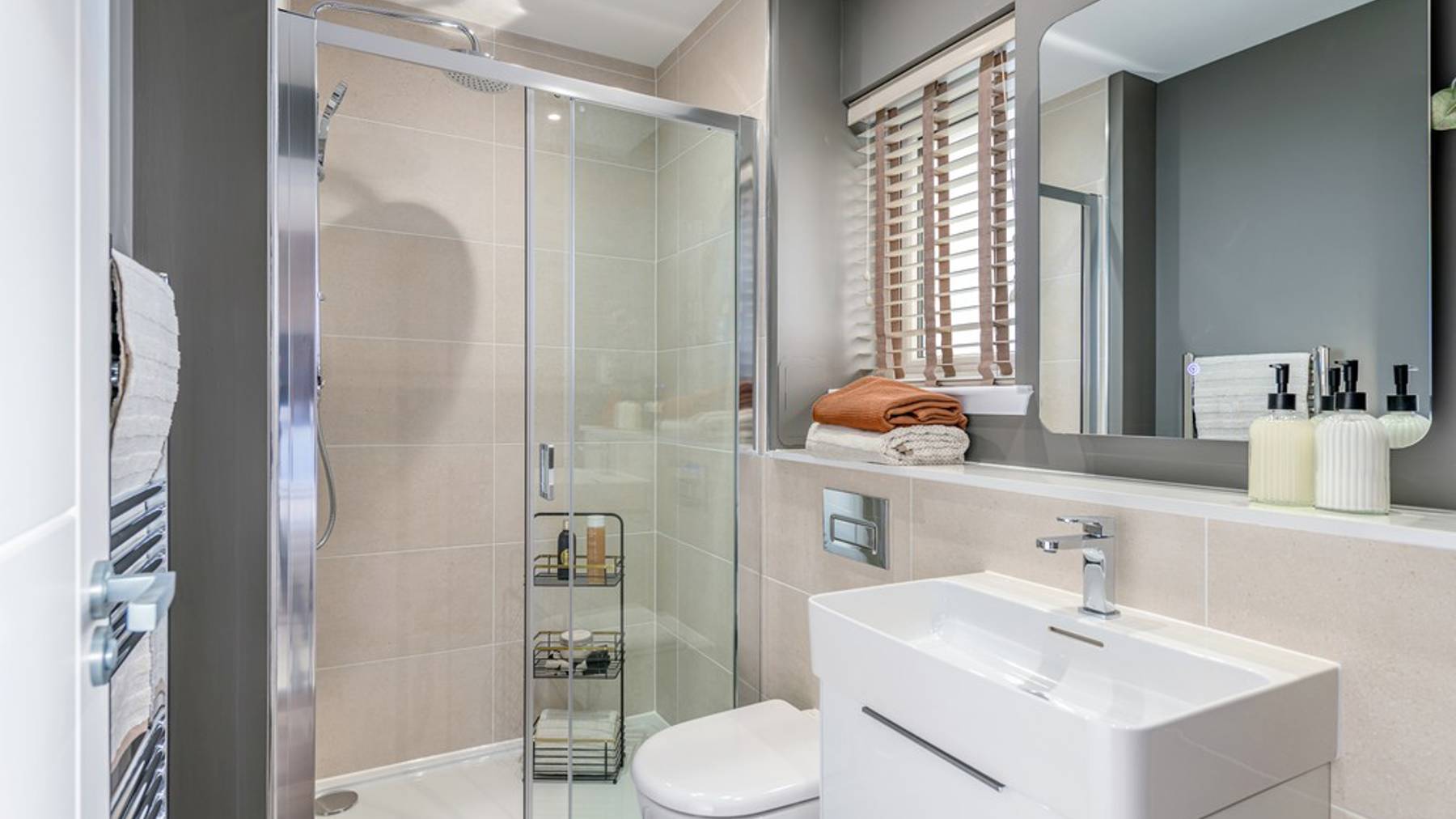 4 bedroom showhome | modern en suite with walk-in shower and chrome fixtures