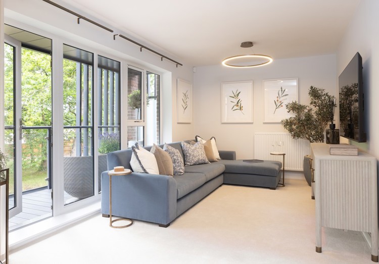 Houses for sale in Weybridge Surrey