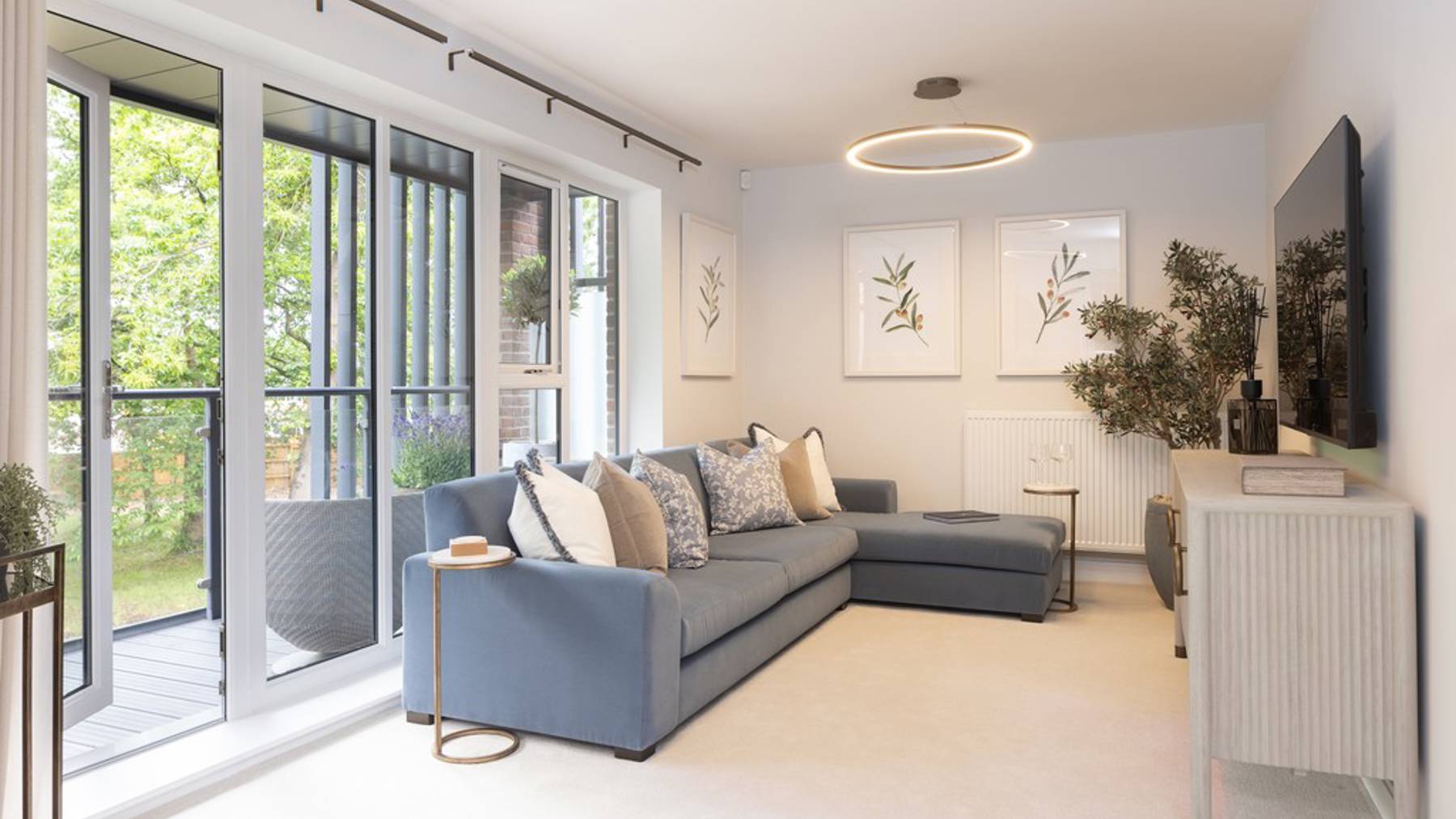 Houses for sale in Weybridge Surrey