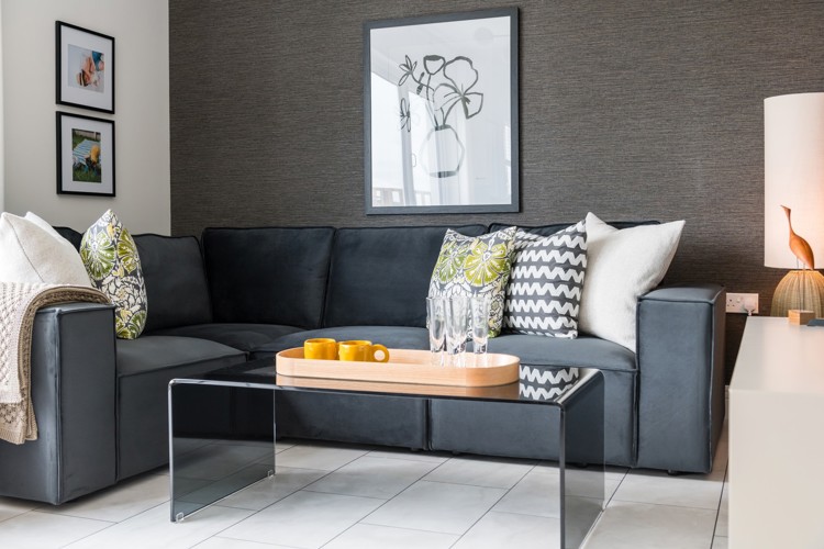 Vb5170167 20240625 Cala Homes Calderwood The Garvie Kitchen Family Dining 010 1600X1067