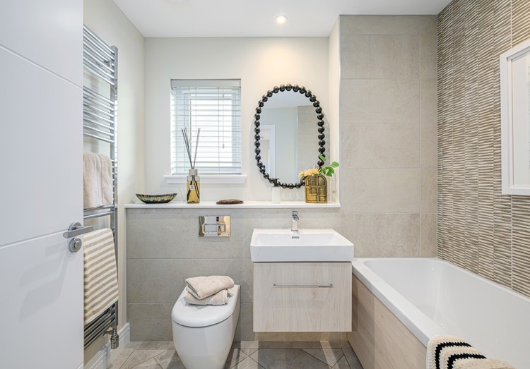 The Orpine Custom 3, Samuel Gardens Bathrooom