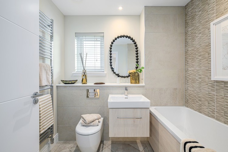 The Orpine Custom 3, Samuel Gardens Bathrooom