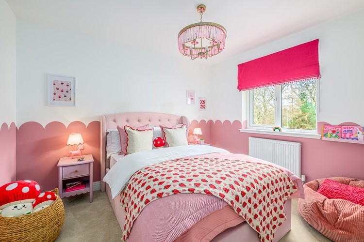 4 bedroom plus study showhome | bedroom with light filled windows