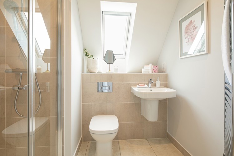 Cala At Himley Village Bicester Evelyn Showerroom