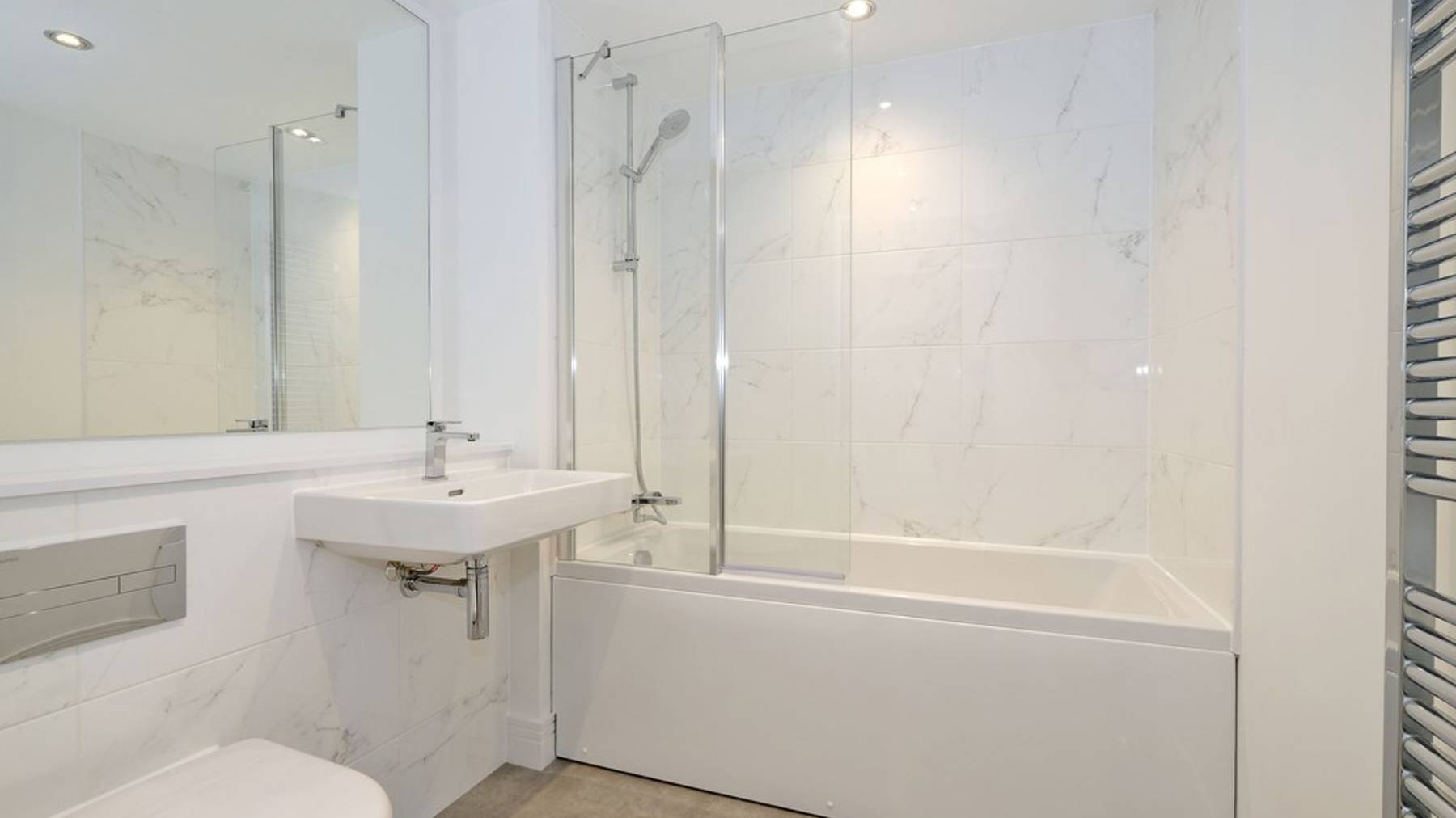 Plot 186_Southbank_bathroom