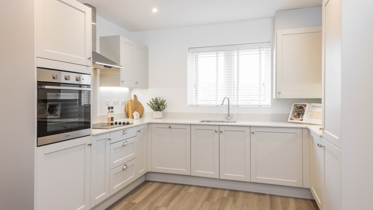 Kitchen of apartment for sale in Winchester