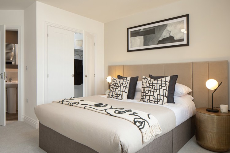 Burwell Apartments GF 2 Bed Netherhall Bedroom
