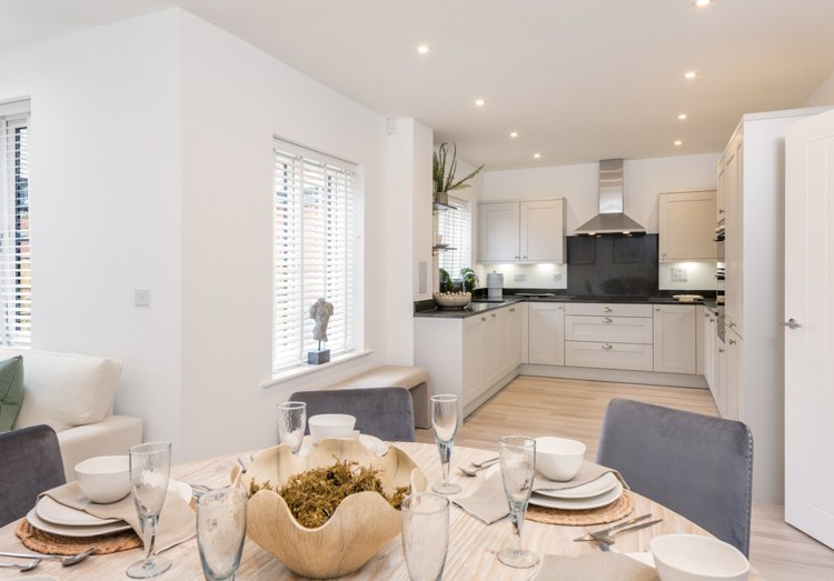 Houses for sale in Crowthorne