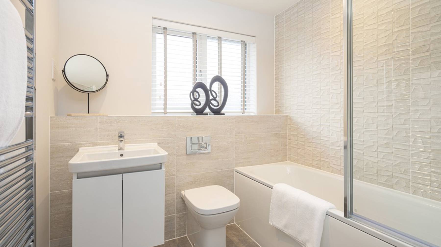 Bathroom of house for sale at Worting Park. New homes for sale in Basingstoke