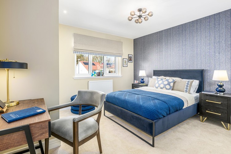 5 bedroom showhome | bedroom with fitted wardrobes and soft neutral décor