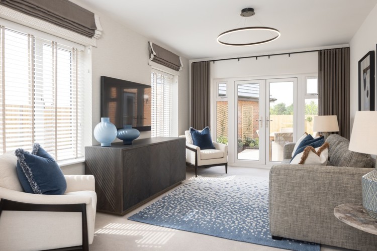 Living room of 4 bedroom house for sale in Crowthorne, Berkshire