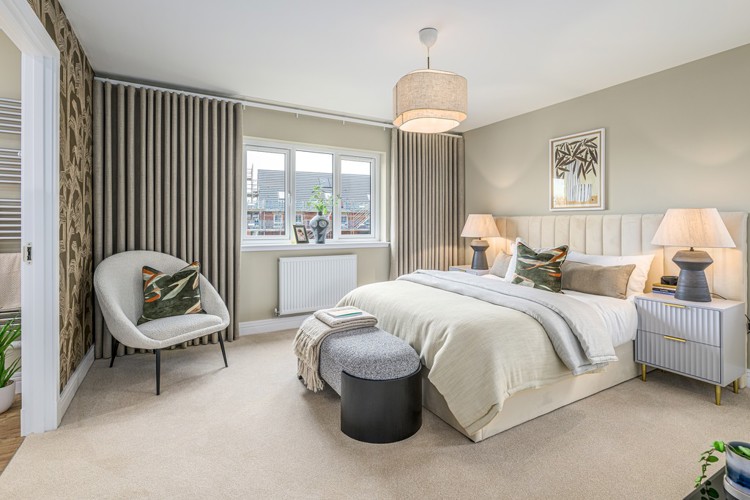4 bedroom showhome | principal bedroom with en suite and fitted wardrobes