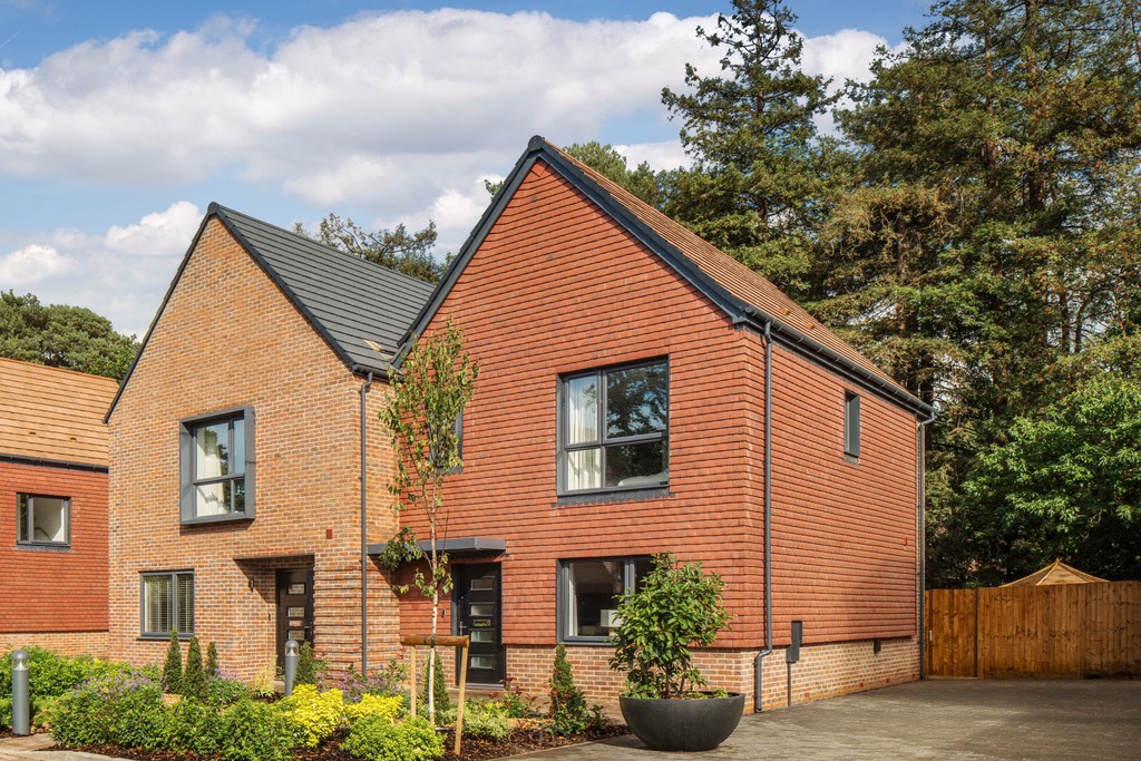 3 bedroom home for sale in Weybridge