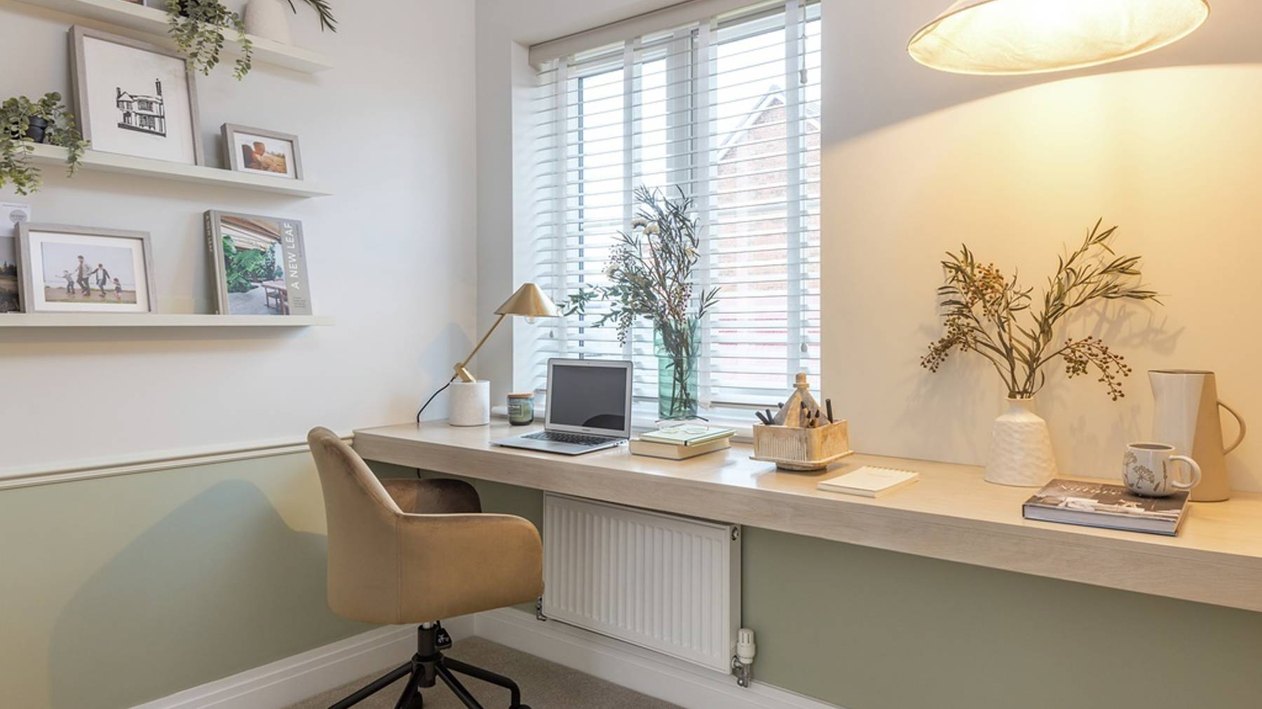 Photography of Cala's 4 bedroom Walnut showhome at Nobel Park. Houses for sale in Didcot, Oxfordshire. 